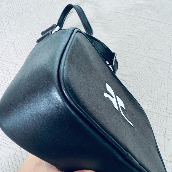 Courreges Reedition leather camera crossbody bag unisex chocolate small - Picture 6 of 14